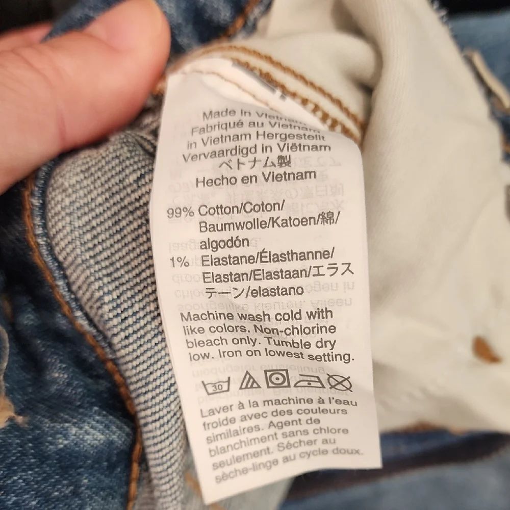 Madewell High-Rise Slim Boyjean in Lavern Wash - Picture 6 of 13